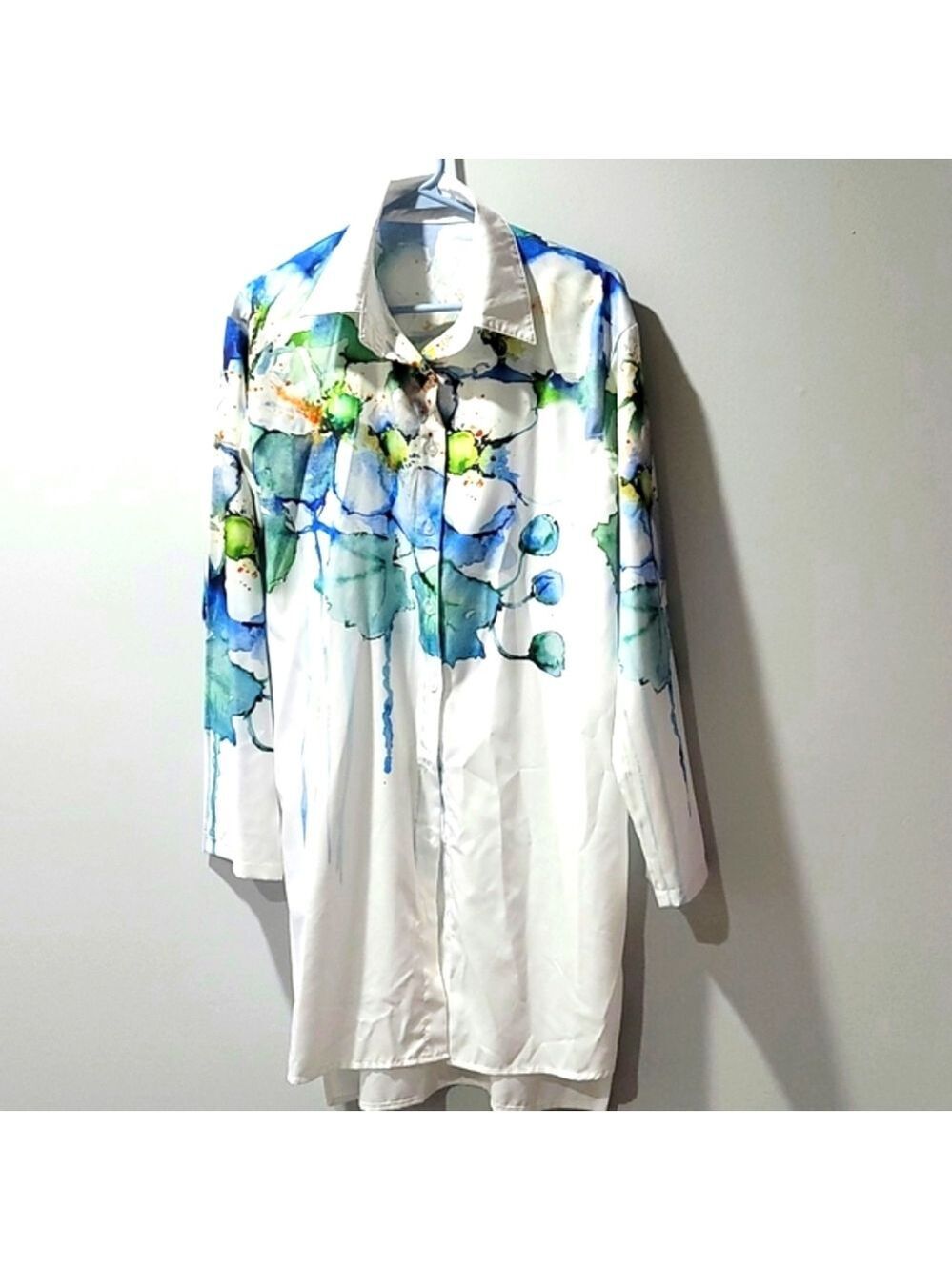 Women's Oversized Button-Down Floral Shirt Size M